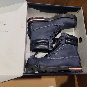 TOMMY HILFIGER DRESS BOOT